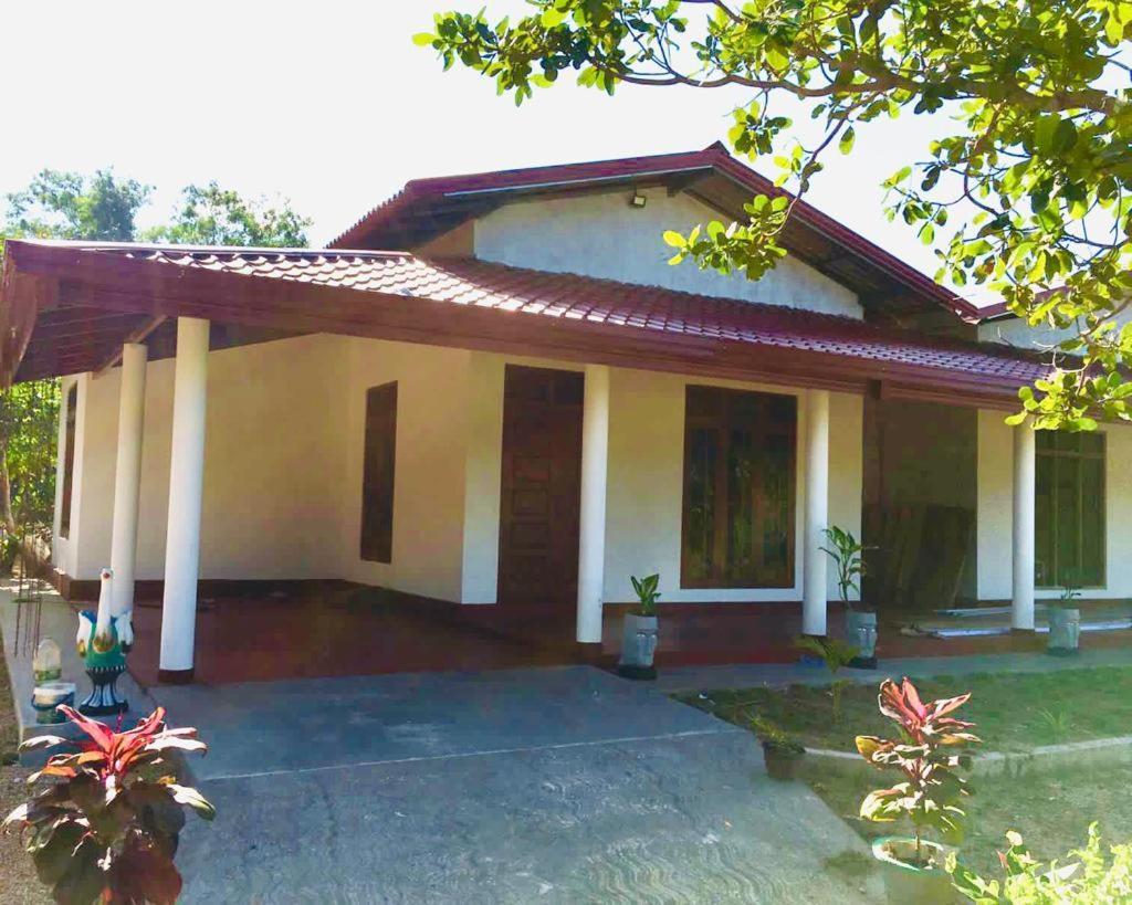 Wilpattu Gagana Guest Villa Nochchiyagama Buitenkant foto